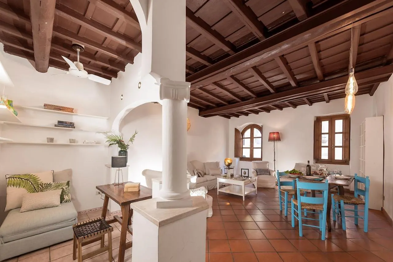 Stunning Flat With Terrace In Trastevere Rome Italy