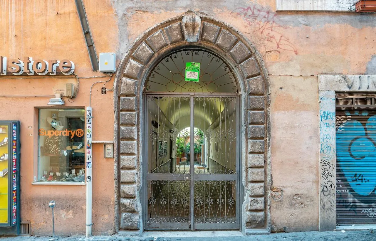Stunning Flat With Terrace In Trastevere Rome