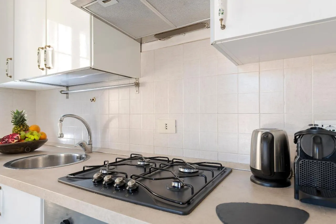 Stunning Flat With Terrace In Trastevere Rome 0*,