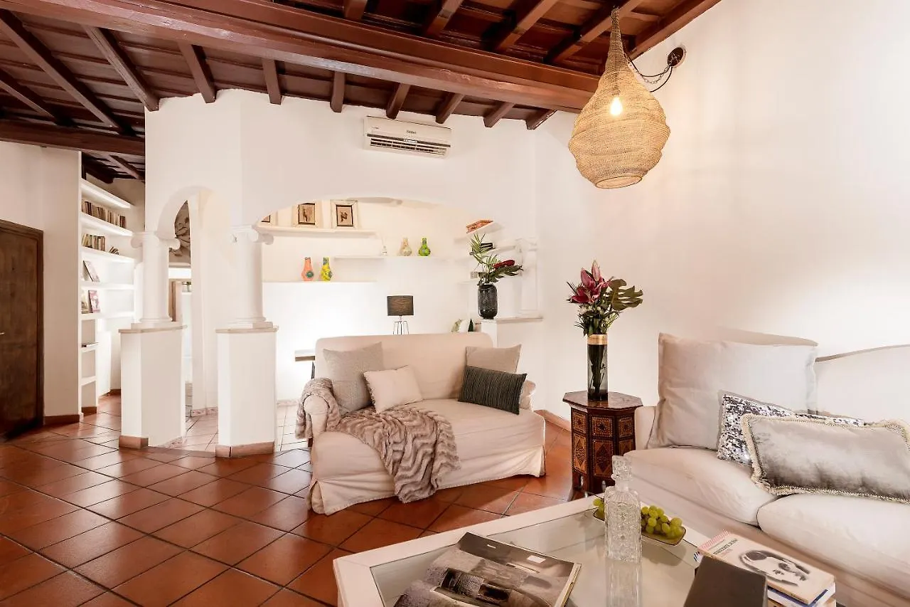 Stunning Flat With Terrace In Trastevere Rome