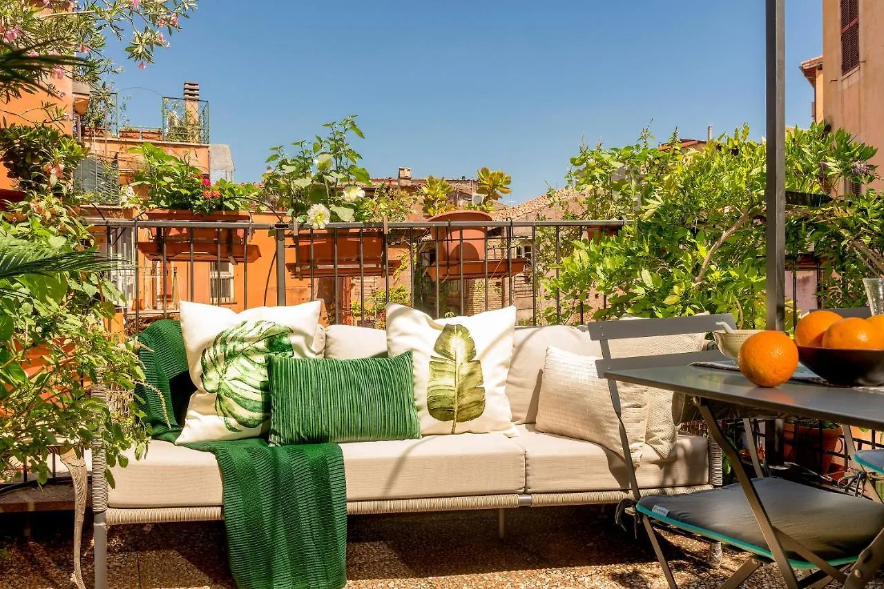 Apartment Stunning Flat With Terrace In Trastevere Rome